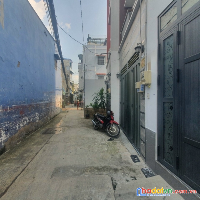 Nhà lạc long quân, phường 9, tân bình, 43m2, chỉ 6.79 tỷ, 4 tầng, 4pn