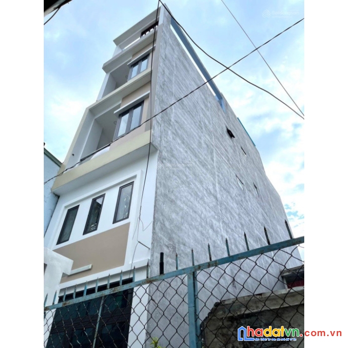 Chính chủ cần bán nhà riêng mới xây dựng vị trí đẹp tại quận 6