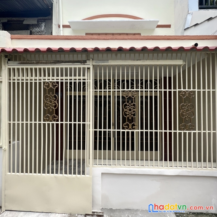 Nhà trệt/lửng hẻm thông đường âu dương lân p3q8