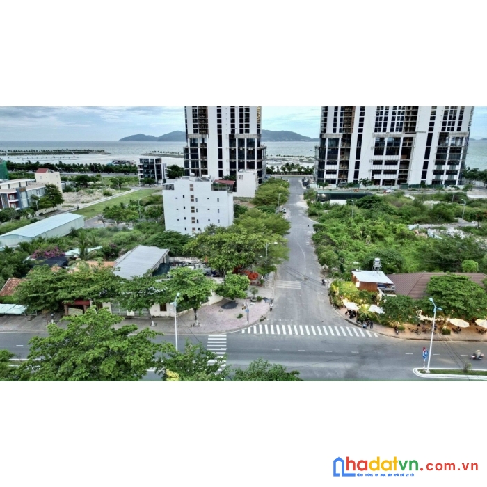Bán lô đất biệt thự góc 2 mặt tiền đường phạm văn đồng - kdt biểnvĩnh hoà, phường vĩnh hoà, tp.