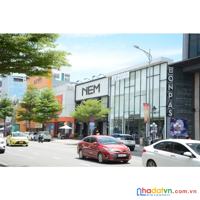 Nhà 2 mt , ngang 8.4m. đường lê duẩn, 248m2, 76 tỷ