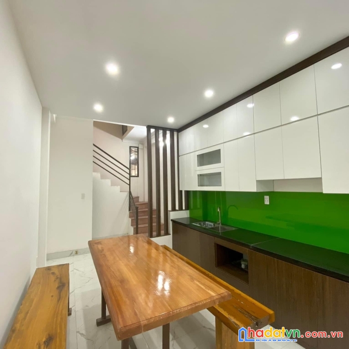 Bán nhà kim hoa ngõ rộng gần 3m trung tâm đống đa cách phố 30m khu dân trí cao 35m2 - 4.4 tỷ