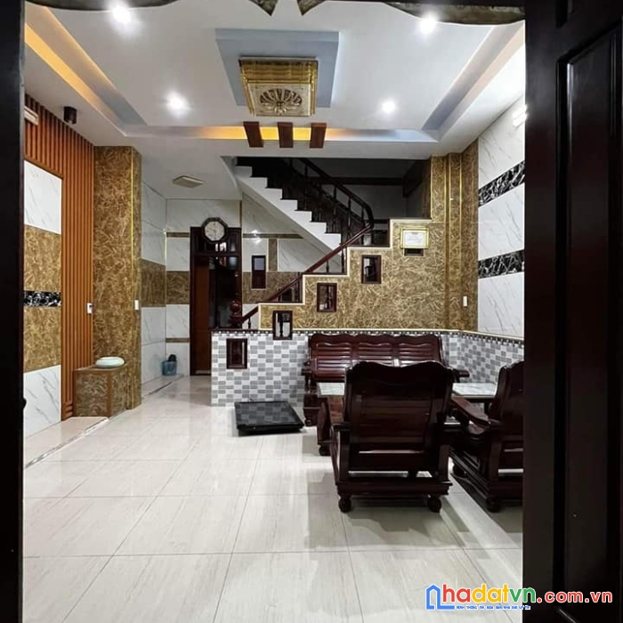Bán nhà hà huy tập, thanh khê, rẻ hơn 350tr, 100m2, ôtô, tặng nội thất, chỉ 4 tỷ 0929515355.