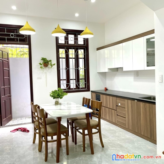 Mặt phố láng hạ - đống đa. vỉa hè thênh thang. kinh doanh sầm uất. dt 57m2. giá 26 tỷ nhỉnh.