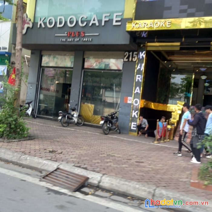 Mặt phố nguyễn xiển thanh xuân 60m, 4t, mt4, gía 19.5 tỷ vỉa hè đá bóng, kinh doanh bất chấp.