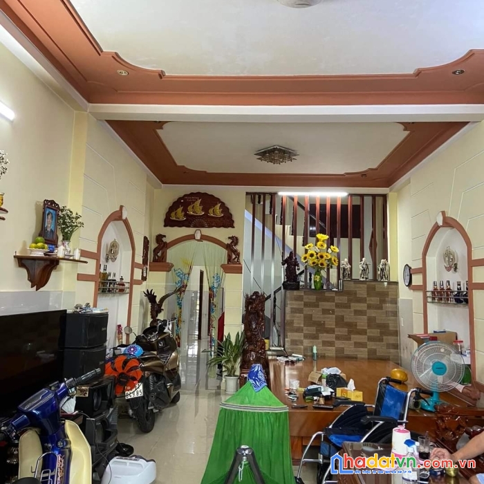 Bình tân, hxh ôtô ngủ nhà, ngay chợ tây lân, gần cầu vượt hl 2, tl10, nhà mới 3tầng 80m2 nhỉnh 5tỷ.