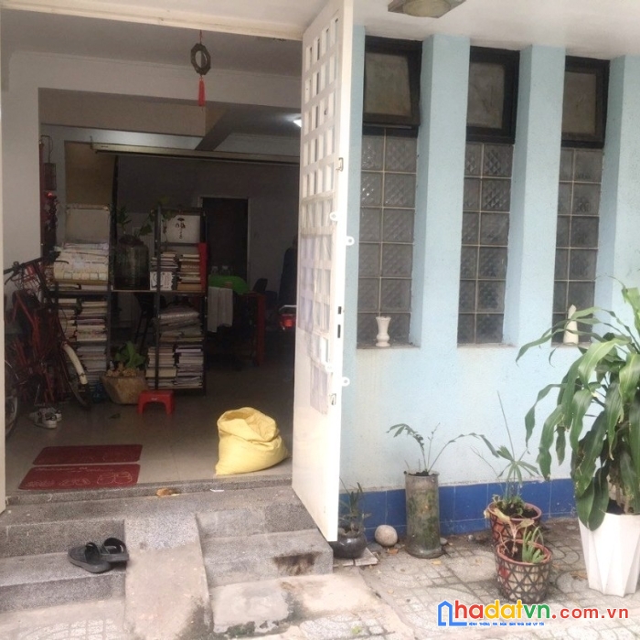 Nhà căn góc hxh trần hưng đạo p2q5. trệt,2 lầu,sân thượng. giá 7 tỷ tl