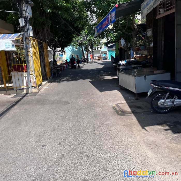 Nhà 2 tầng, 40m2 - 3pn trung tâm tân phú chỉ 3.7 tỷ.