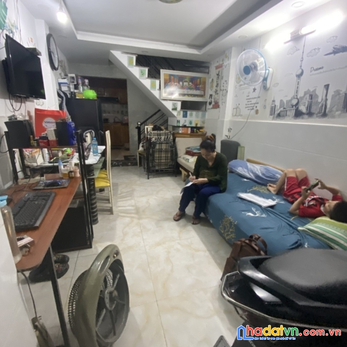 Gấp bùi đình túy f12 hxh 33m2 giá chỉ 3 tỷ nhĩnh