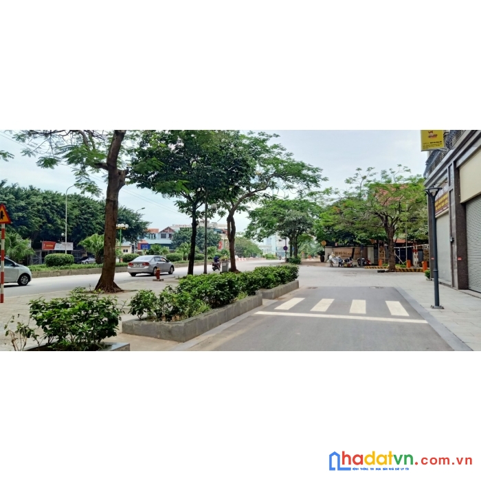 21 tỷ - 65m, 5,5 tầng, thang máy, mt 6.5m terra an hưng . vị trí vàng kinh doanh