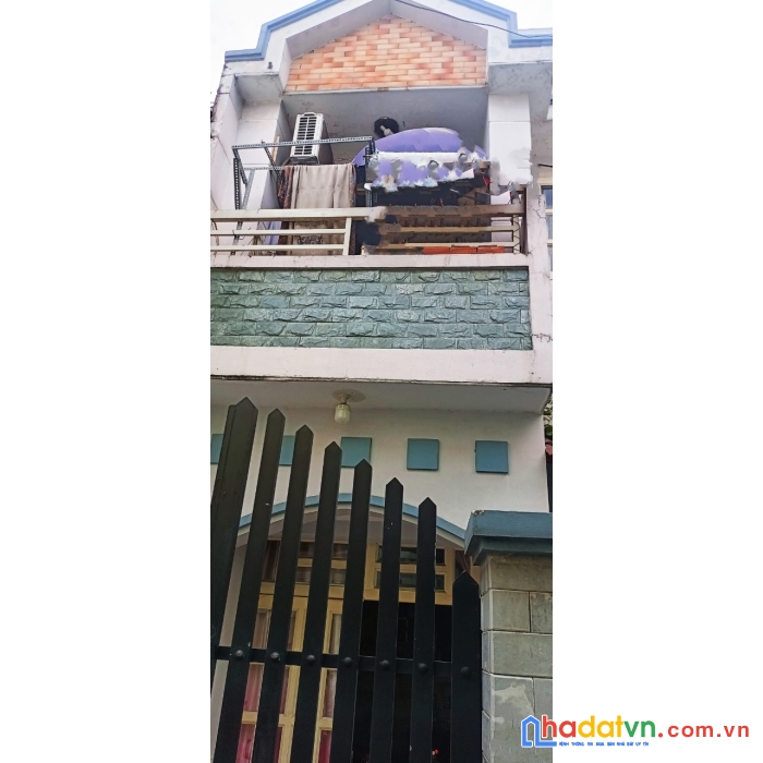 Tt quận 6, sát mặt tiền lò gốm, ngay nguyễn văn luông, hậu giang, nhà 2tầng 72m2 chỉ 4.5tỷ.