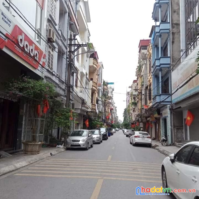 Bán nhà mặt phố trần đăng ninh, hà đông dt 45m2 x 4 tầng - 3 ô tô tránh - kinh doanh - giá tốt.