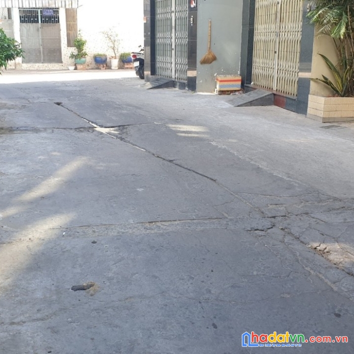 Nhà ni sư huỳnh liên, tân bình, 52m2, chỉ 7.4 tỷ, 4 tầng, 4pn