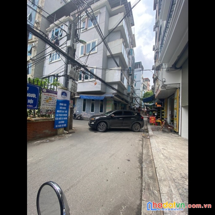 8,7 tỷ tòa ccmn thang máy xuân thủy-70m-10p-3 gác đỗ cửa-dòng tiền 55tr/tháng