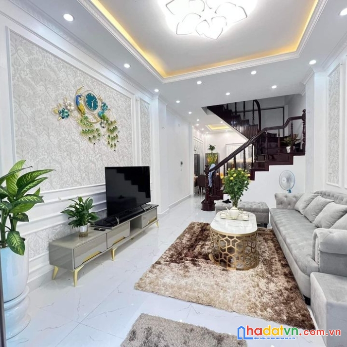 Chính chủ bán gấp nhà cầu diễn, bắc từ liên, 5 tầng x 52m2, đầy đủ nội thất, 3.85 tỷ.