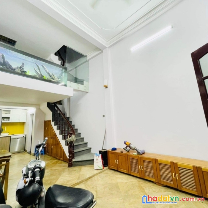 Bán nhà phố hồng mai: 35m2, 5 tầng, 4 ngủ, mt 4m, chỉ 4 tỷ