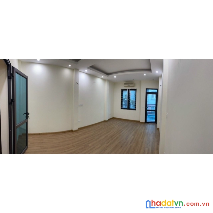 Cực hot trở thành hàng xóm vinhome royal city, chỉ với 100tr/m2, 52m2, 4 tầng, full nội thất.