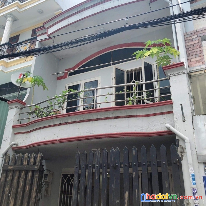 Phạm văn chiêu , gò vấp , ô tô ngủ trong nhà , 2 tầng btct , dt 5x14 vuông vức,70m2 .