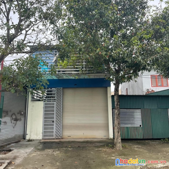 Đầu tháng 10 này em có mặt bằng nhà 2 tầng tại đường tân phú 6, xã nghi phú, vinh, nghệ an