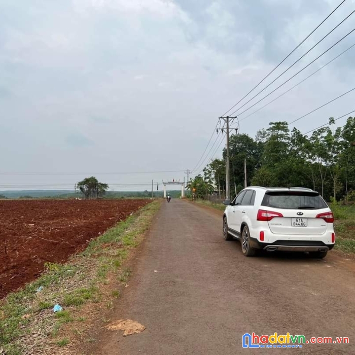 Chính chủ cần bán lô đất 1000m2 giá chỉ 400tr cạnh kcn