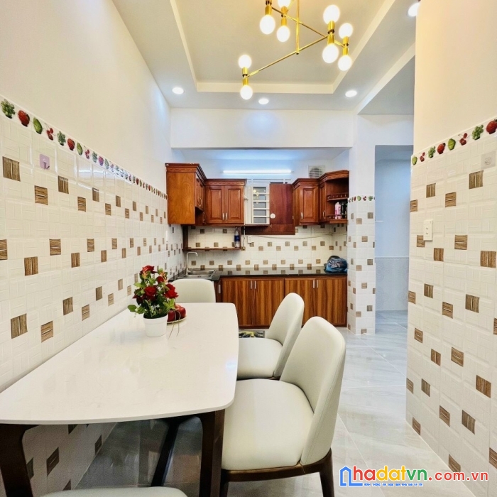 (phú nhuận) hẻm 3.5m, 4 x 13m, 2 lầu, 6.7 tỷ, cẩm bá thước