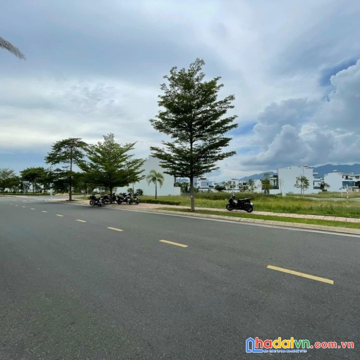 Bán lô đất khu đô thị mỹ gia gần bệnh viện gần công viên