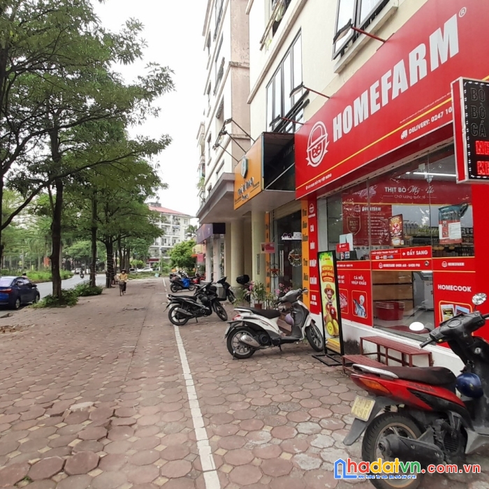 Bán nhà kđt việt hưng,long biên, kd tốt, làm phòng khám, quán cafe, quán game.gía 3.9 tỷ