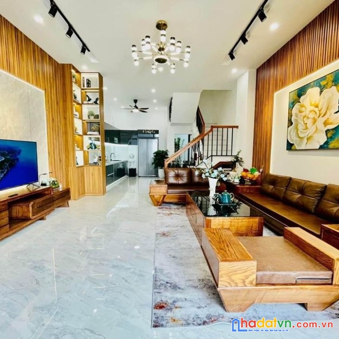 Nhà điện biên phủ, quận thanh khê, 3 tầng, ôtô ngủ trong nhà, tặng nội thất, chỉ 3 tỷ nhỏ
