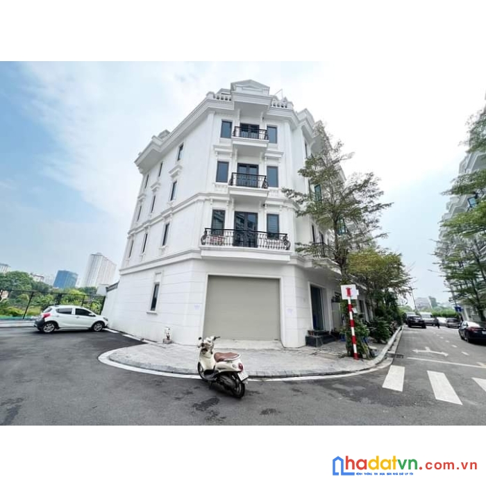 Bán nhà  liền kề kiến hưng luxury , 70m2, lô góc, kinh doanh tốt, giá 10.9 tỷ