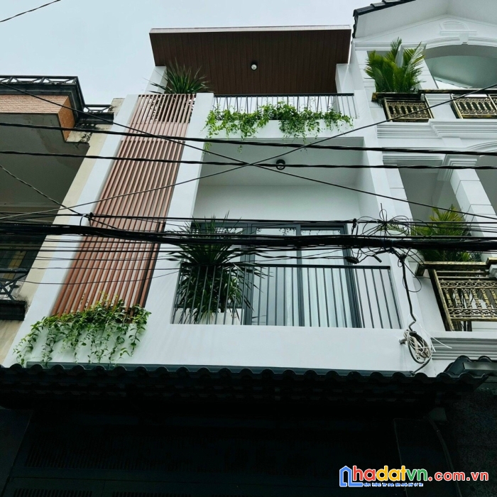 (tân bình) hẻm sẹc, 4 x 11m, 3 lầu, lý thường kiệt, 5.6 tỷ