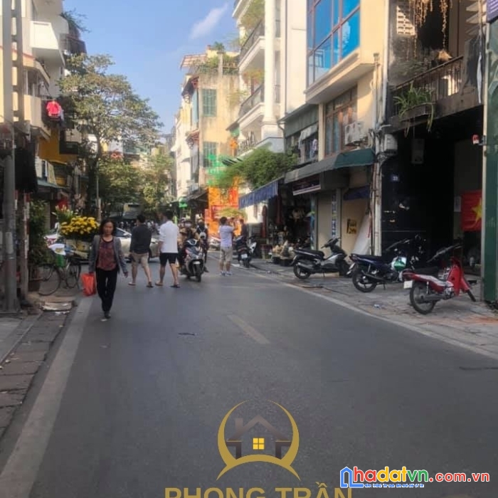 Bán nhà mặt phố hàng bè, hoàn kiếm 102m2, 4 tầng, kinh doanh siêu đỉnh, giá chỉ: 89 tỷ