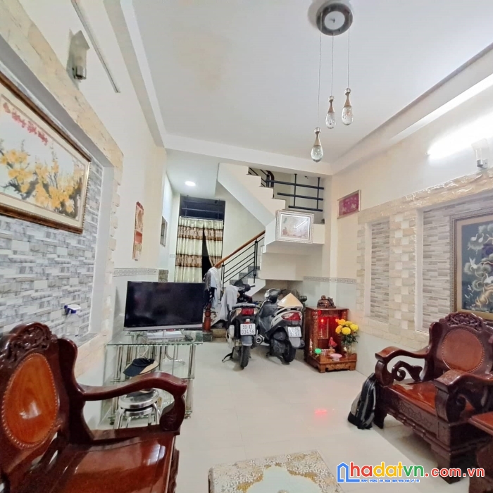 Kẹt tiền bán gấp nhà q3 p13 lê văn sỹ 55m2 4 tầng 4pn 4wc chỉ hơn 5 tỷ