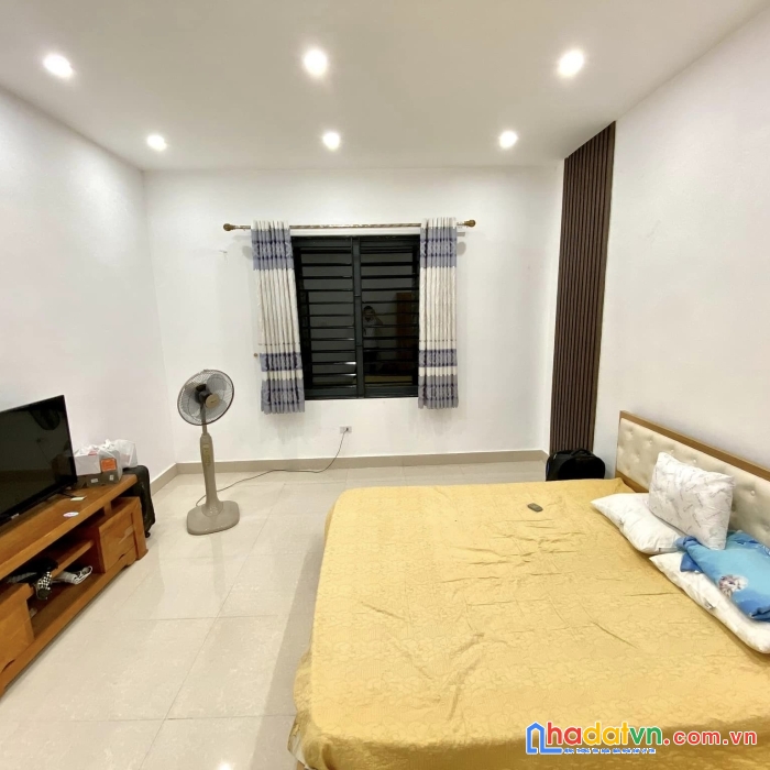 Bán nhà đẹp giá rẻ viêt hưng ,siêu hiếm chỉ 4.35 tỷ