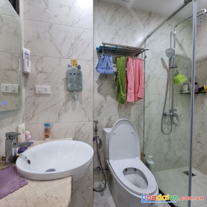 Bán nhà phố lê thanh nghị: 33m2, 5 tầng, mt 4.2m, lô góc, 2.9 tỷ