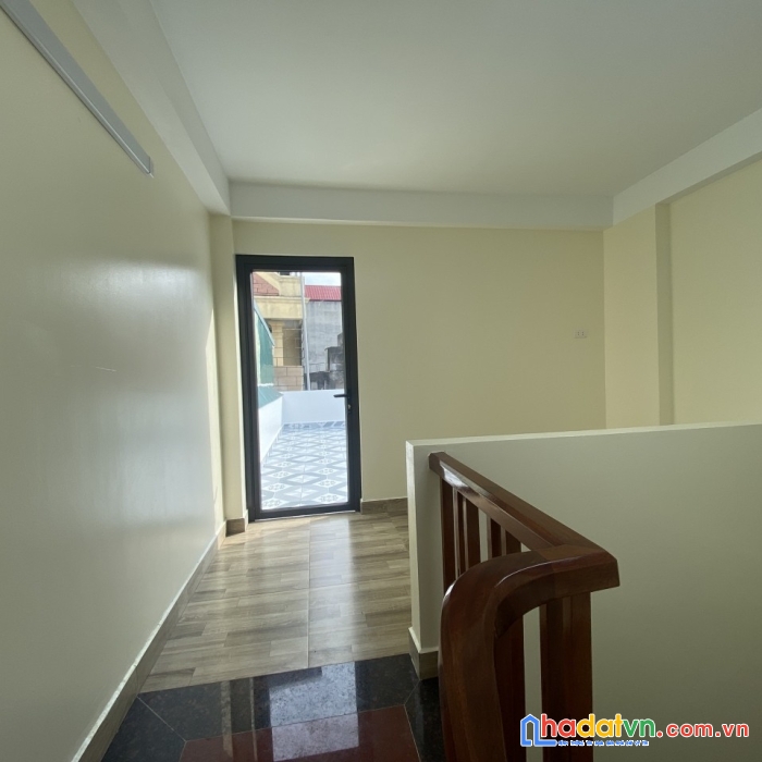 Bán nhà phố thanh nhàn: 35m2, 5 tầng, 3 ngủ, mt 4m, chỉ 5.5 tỷ, ngõ nông. ô tô đỗ 20m.