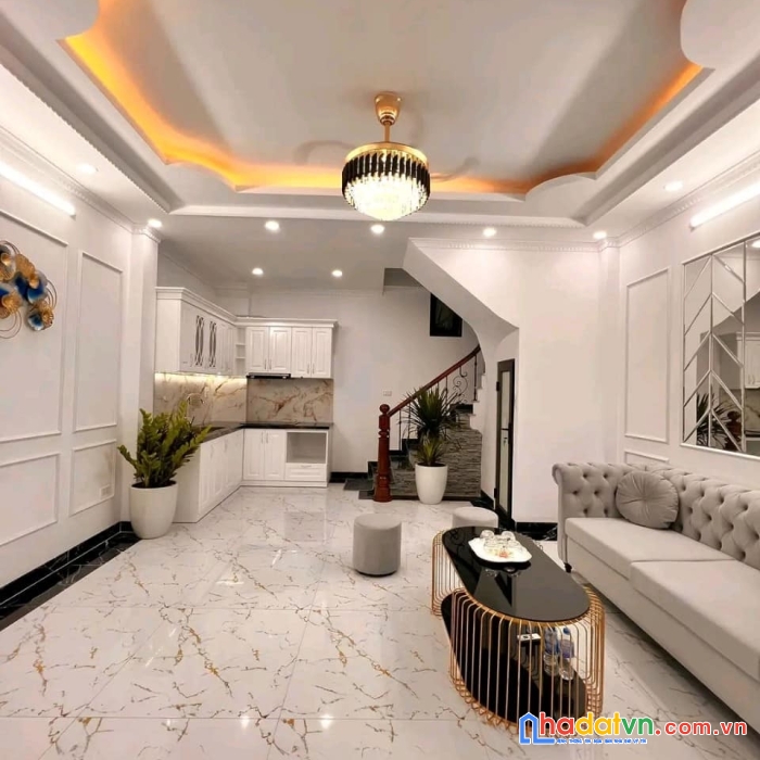 Nhà hiếm tại kiến hưng - ô tô qua nhà - ngõ thông - cách phố 50m2 - kinh doanh nhỏ