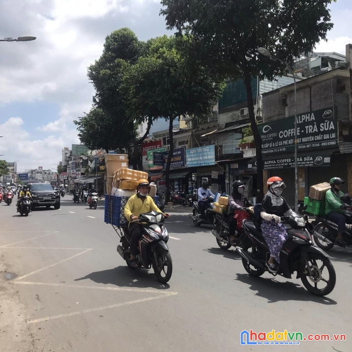 Khách sạn mặt tiền nguyễn kiệm p3-g vấp 1055m2 thu nhập 120tr/th chỉ 130 tỷ