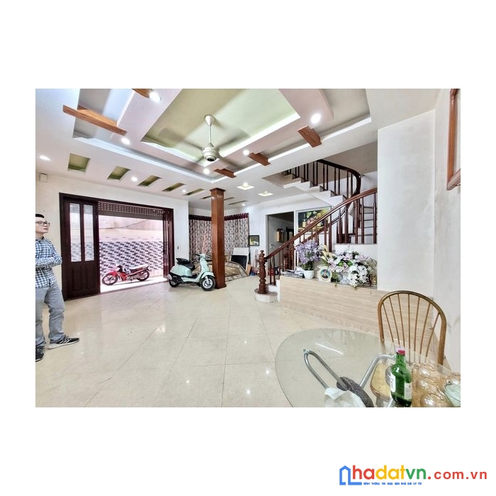 Duy nhất 1 căn tại quan nhân, nhân chính, 55m, 5 tầng, nhà mới ở ngay, ngõ thông, kd, nhỉnh 6 tỷ.