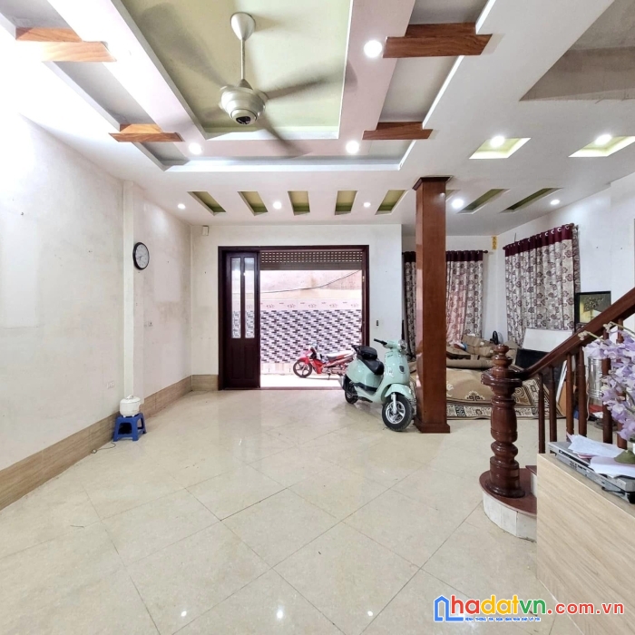 Bán nhà gấp tại quan nhân, nhân chính, 55m, 5 tầng, nhà mới ở ngay, ngõ thông, kd, nhỉnh 6 tỷ.