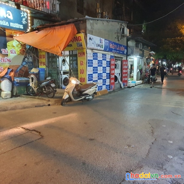 Mảnh đất lô góc siêu đẹp - phú diễn - 2 mặt đường ô tô tránh - vỉa hè 2 bên - khu phân lô - đầu tư
