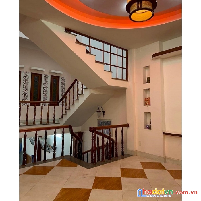 Bán nhà 2 tầng sân thượng nguyễn viết xuân 125m2 giá 5,x tỷ tlcc