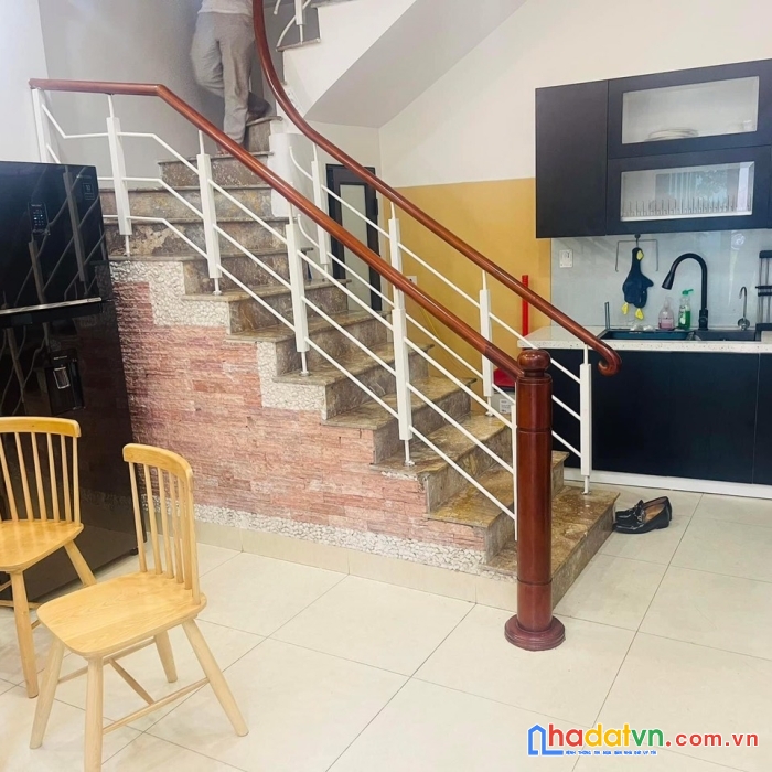 Nhà an dương, tây hồ; nhà đẹp về ở luôn, dt: 31m, 5 tầng, giá 3,85 tỷ