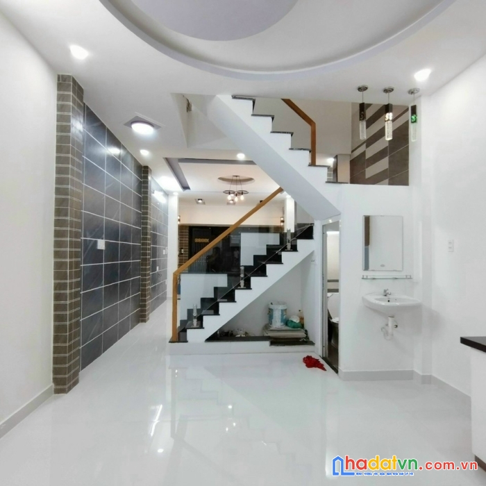Bán nhà gò dầu tân phú, 3 tầng, 3pn, 60m2, 6.5 tỷ
