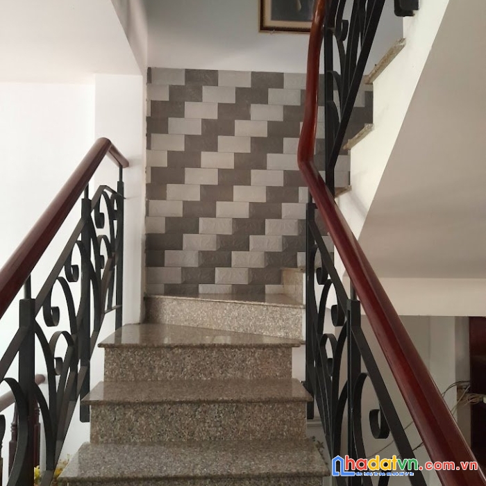 Bán nhà mặt tiền tân trụ 61m2 5 tầng 7.5 tỷ p15 tân bình