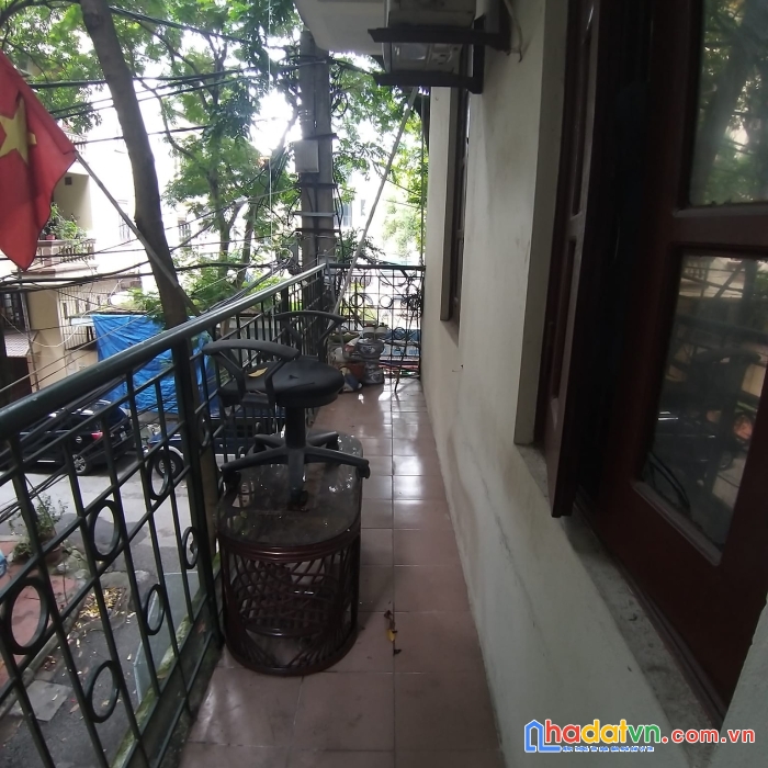 Bán nhà trương định- bán đất tặng nhà 30mx 2 tầng. 5 tỷ có thương lượng