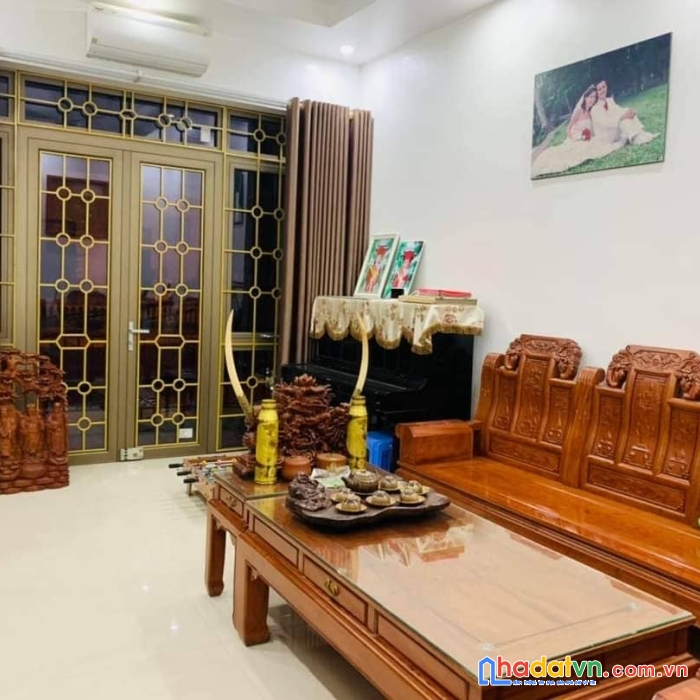 Chú nguyên cán bộ nhà nước cần bán nhà 5 tầng- tân mai- hoàng mai- gần đường ô tô tránh- tặng nội