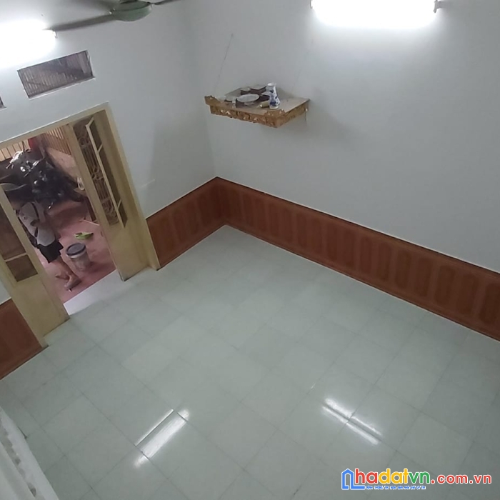 Chính chủ bán nhà xuân đỉnh, 89m, 2 tầng, 3 ngủ, móng lên tầng thoải mái. ô tô 4c đỗ cổng. cách ô