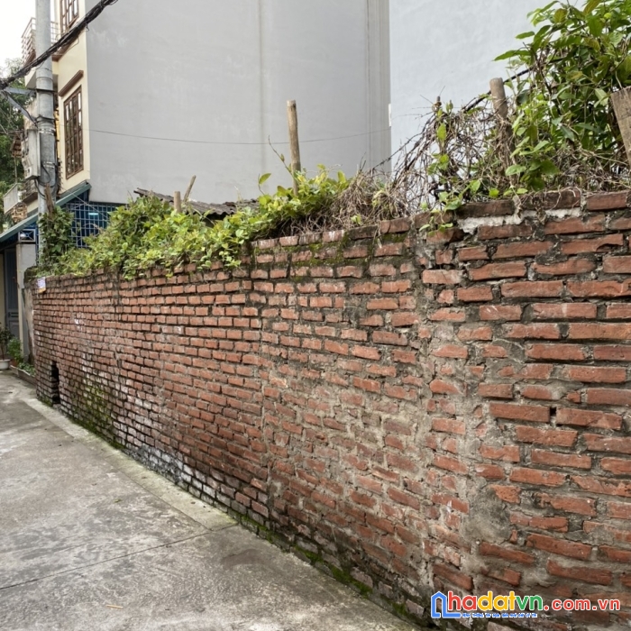 Bán lô đất ngọc thụy - long biên, lô góc, mặt ngõ thông, ô tô vào đất, 42m2, giá : 3.7 tỷ