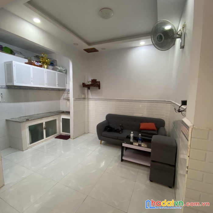 Bán nhà đường số 30, phường 6, gần chợ an nhơn, 22m2, 2 tầng, shr