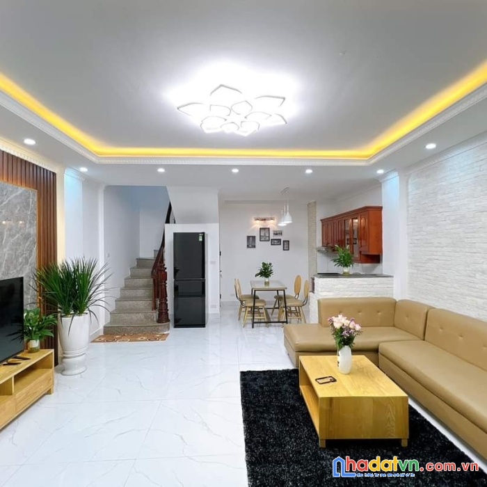 Nhà nguyễn trãi - bán gấp - đẹp lung linh - full nội thất - sát ô tô - 4 tầng - 43m2 - 4.3 tỷ.